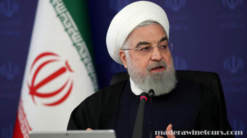 Rouhani ประธานาธิบดีฮัสซันรูฮานีกล่าวว่าอิหร่านจะเสริมสร้างโครงการนิวเคลียร์ของตนต่อไปและดำเนินการเจรจาเพื่อรื้อฟื้นข้อตกลงนิวเคลียร์ปี 2558 