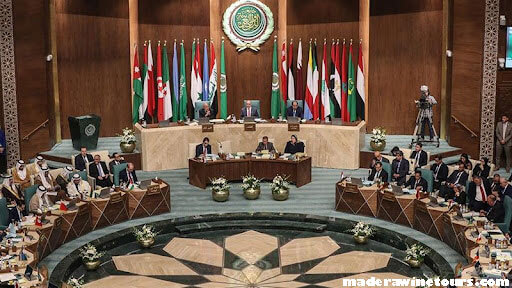 Arab League องค์การความร่วมมืออิสลาม (OIC) สันนิบาตอาหรับ และซาอุดิอาระเบียได้เรียกร้องให้มี "การเจรจา" เพื่อแก้ไขข้อพิพาททางการ
